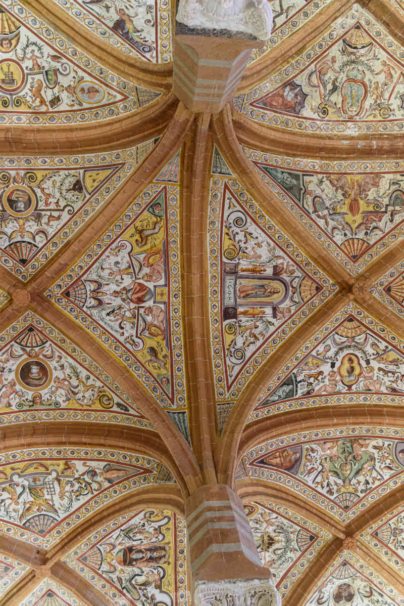 060 - Italia - Nápoles - complejo monumental de San Lorenzo Maggiore - Sala Capitular.jpg